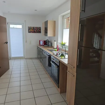 2 Fluesse Mit Dachterrasse Fuer 6 Gaeste Und Max 2 Hunde In 1a Lage *