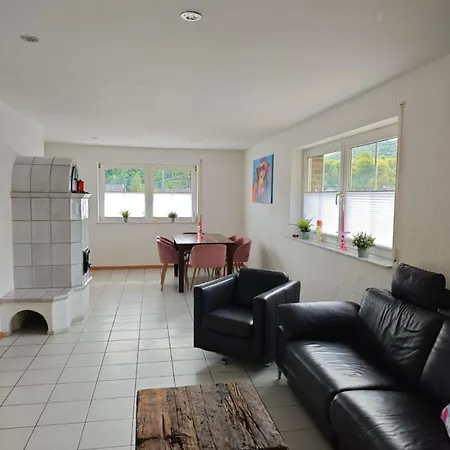 2 Fluesse Mit Dachterrasse Fuer 6 Gaeste Und Max 2 Hunde In 1a Lage 아파트