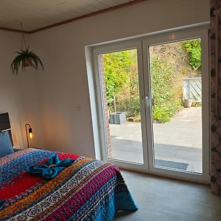 아파트 2 Fluesse Mit Dachterrasse Fuer 6 Gaeste Und Max 2 Hunde In 1a Lage