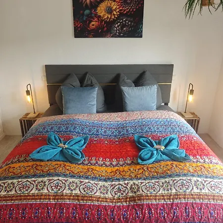 2 Fluesse Mit Dachterrasse Fuer 6 Gaeste Und Max 2 Hunde In 1a Lage *