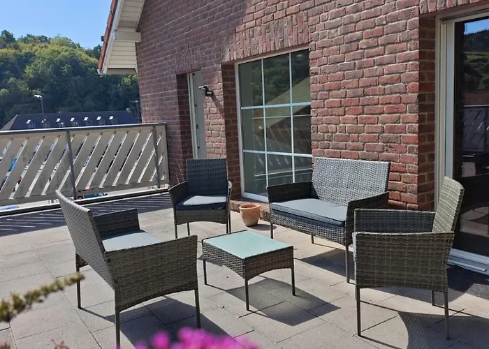 2 Fluesse Mit Dachterrasse Fuer 6 Gaeste Und Max 2 Hunde In 1a Lage Апартаменты